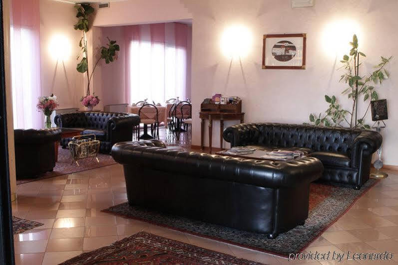 Hotel City Piacenza Kültér fotó
