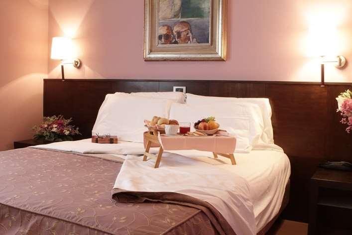 Hotel City Piacenza Szoba fotó